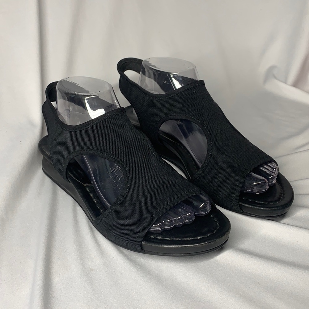 🔥1/2 of Summer Sale!🔥 STUART WEITZMAN Giver Demi Stretch Sandals